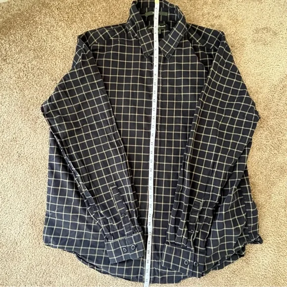 Eddie Bauer Button-Down - Picture 8 of 9